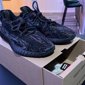 Yeezy 350 V2 MX Rock